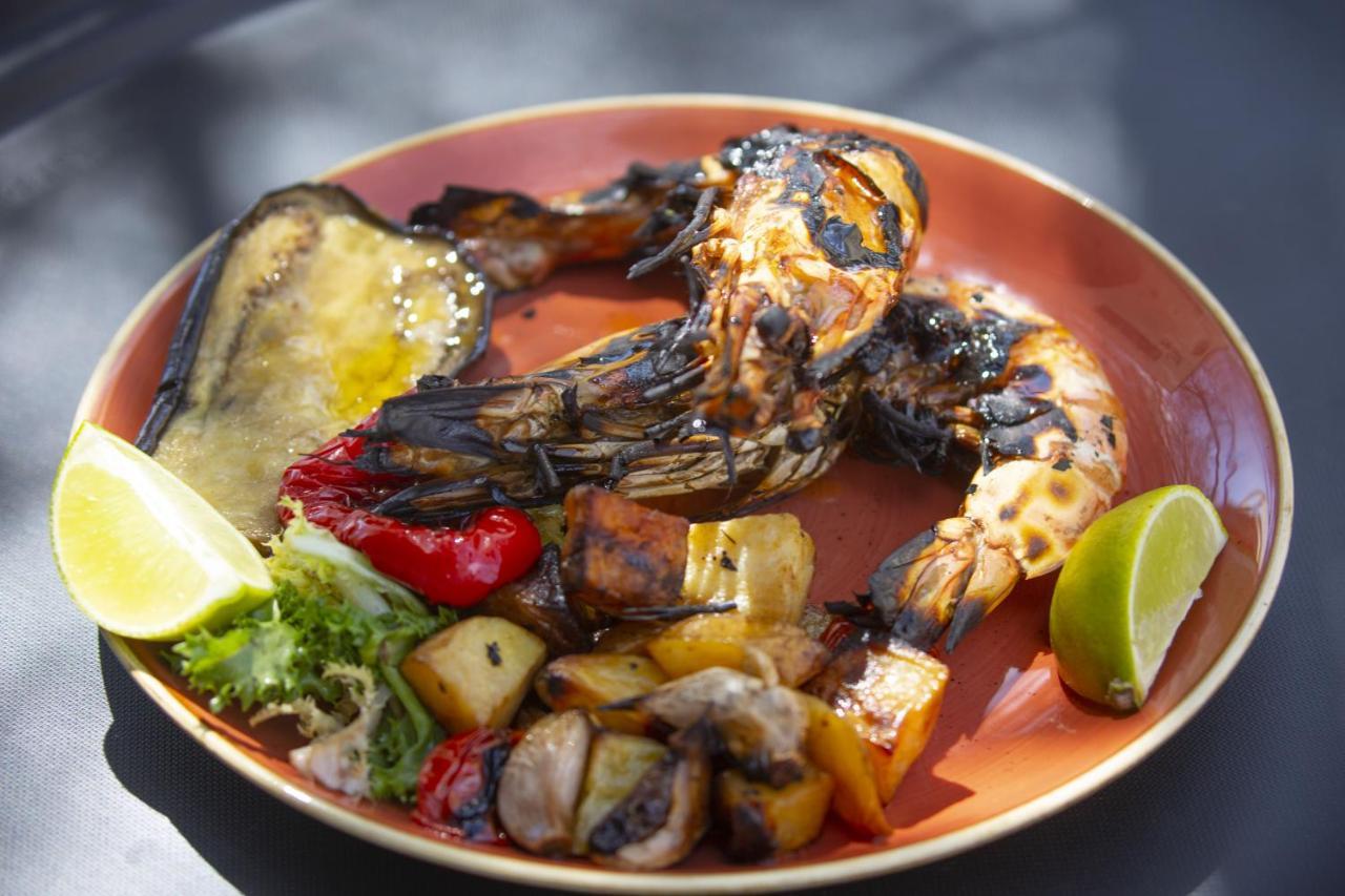 Le Golfe Hotel Porto Pollo Exterior photo